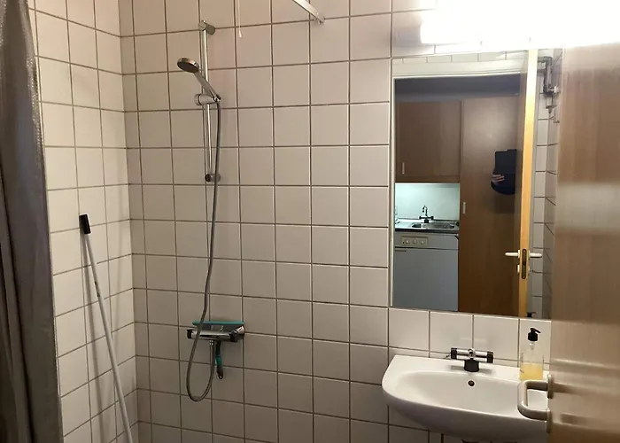 4 Person In Nyaraló Ansager
